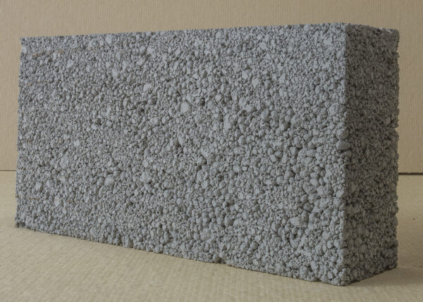 Interlyte Ultra Block 100mm 3.6N 90Pk Density 850 Kg/M3 Weight Approx 9 Kg Each