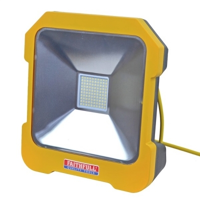 Faithfull 20W Led Task Light & Power Take Off 110V
